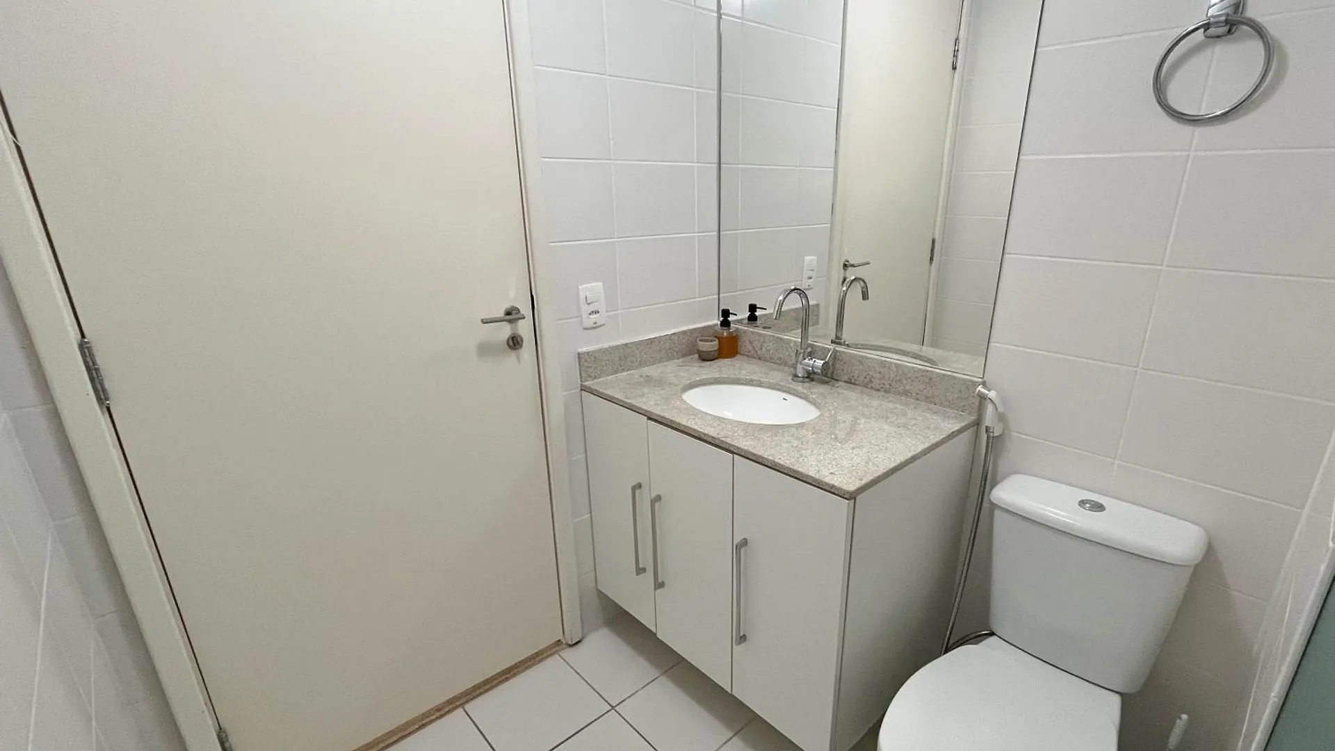 Flat Particular No Hotel Fusion Brasilia Brasil